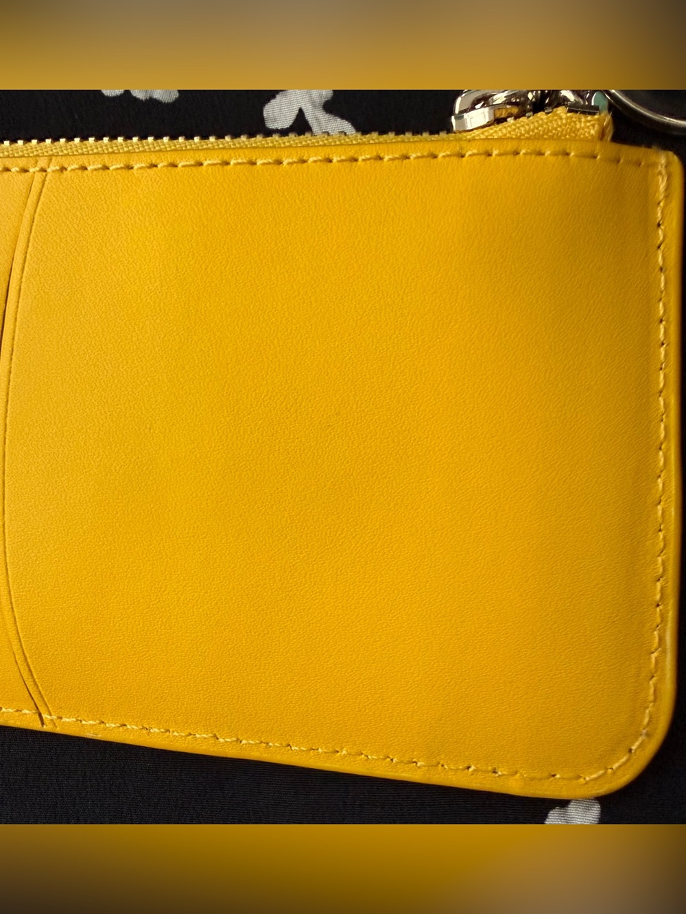 Kate Spade On A Roll Smooth Leather Metro Card Zip Cardholder - Picture 7 of 13